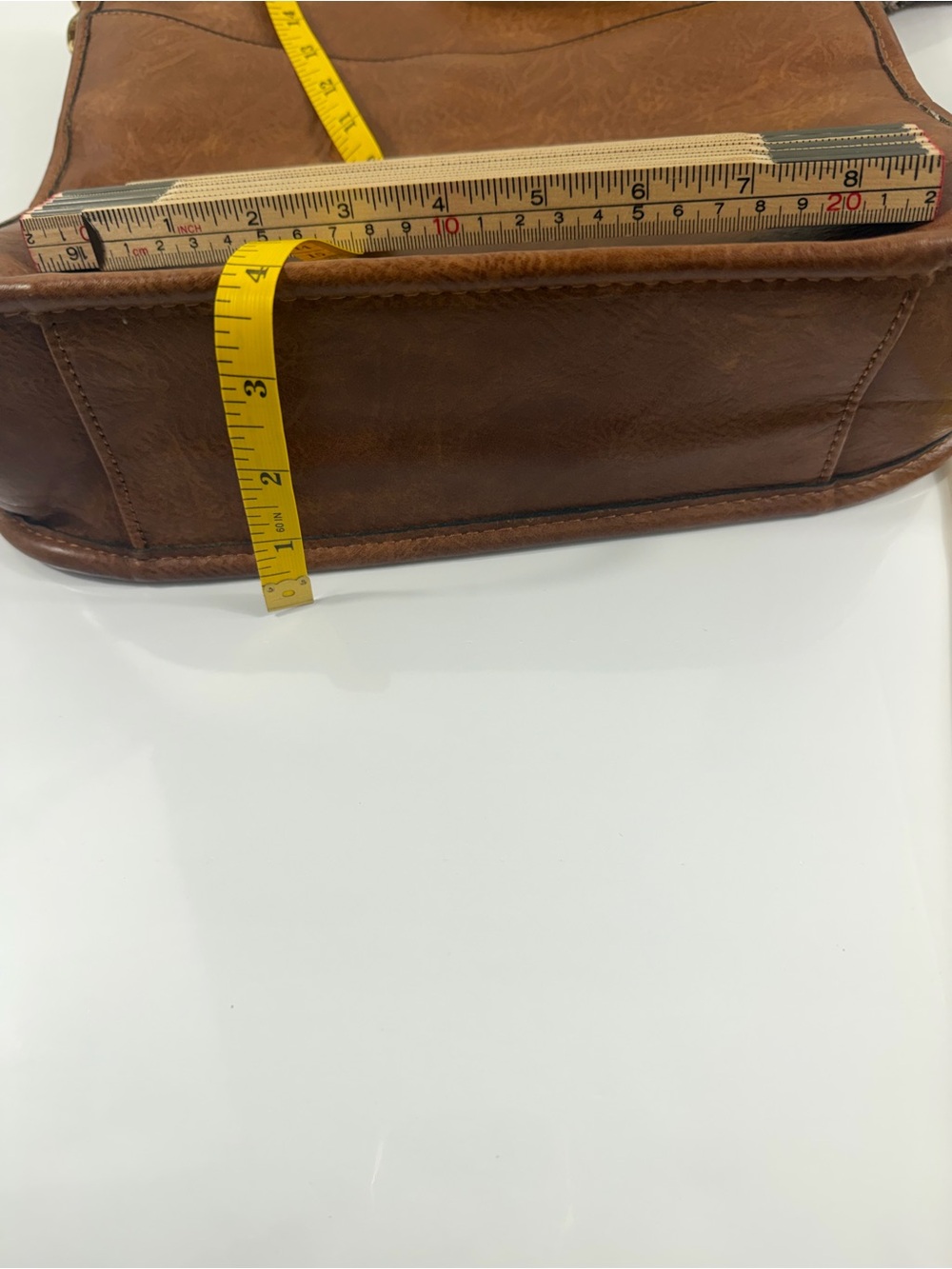 Crossbody Bag with Woven Guitar Strap – Jen & Co. vegan leather - Picture 6 of 14